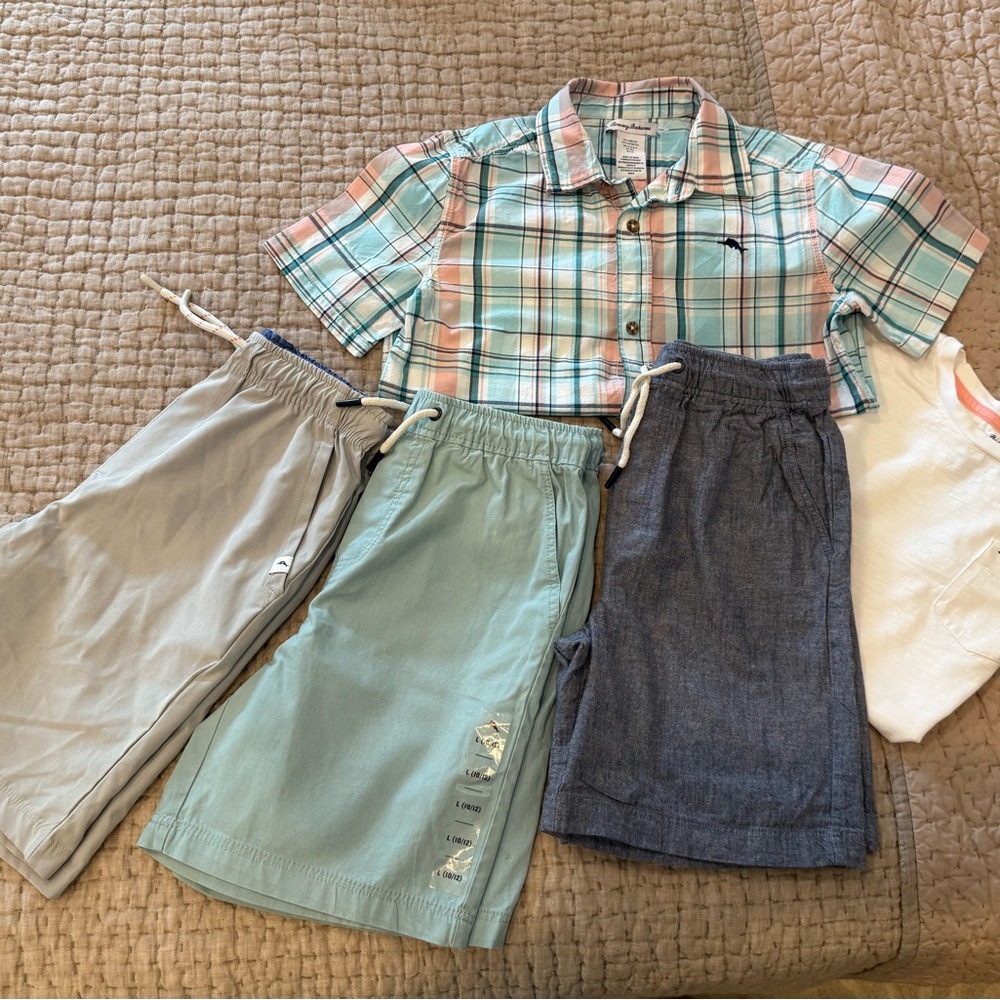 Tommy Bahama Mix & Match Shirt and Short sets. Size L (10/12)